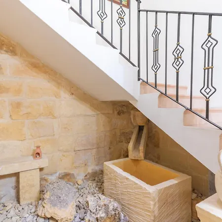 Lovely With Private Terrace In Zebbug, Gozo By 360 Estates 度假居