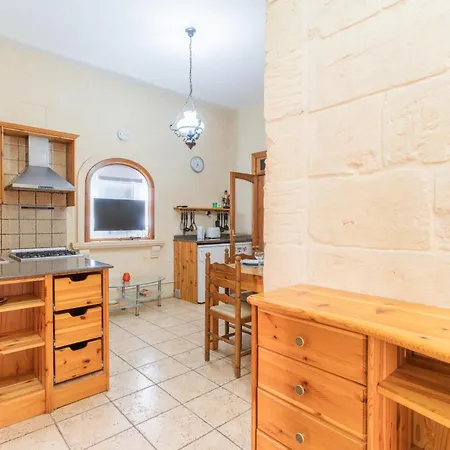 Ferienhaus Lovely With Private Terrace In Zebbug, Gozo By 360 Estates Żebbuġ